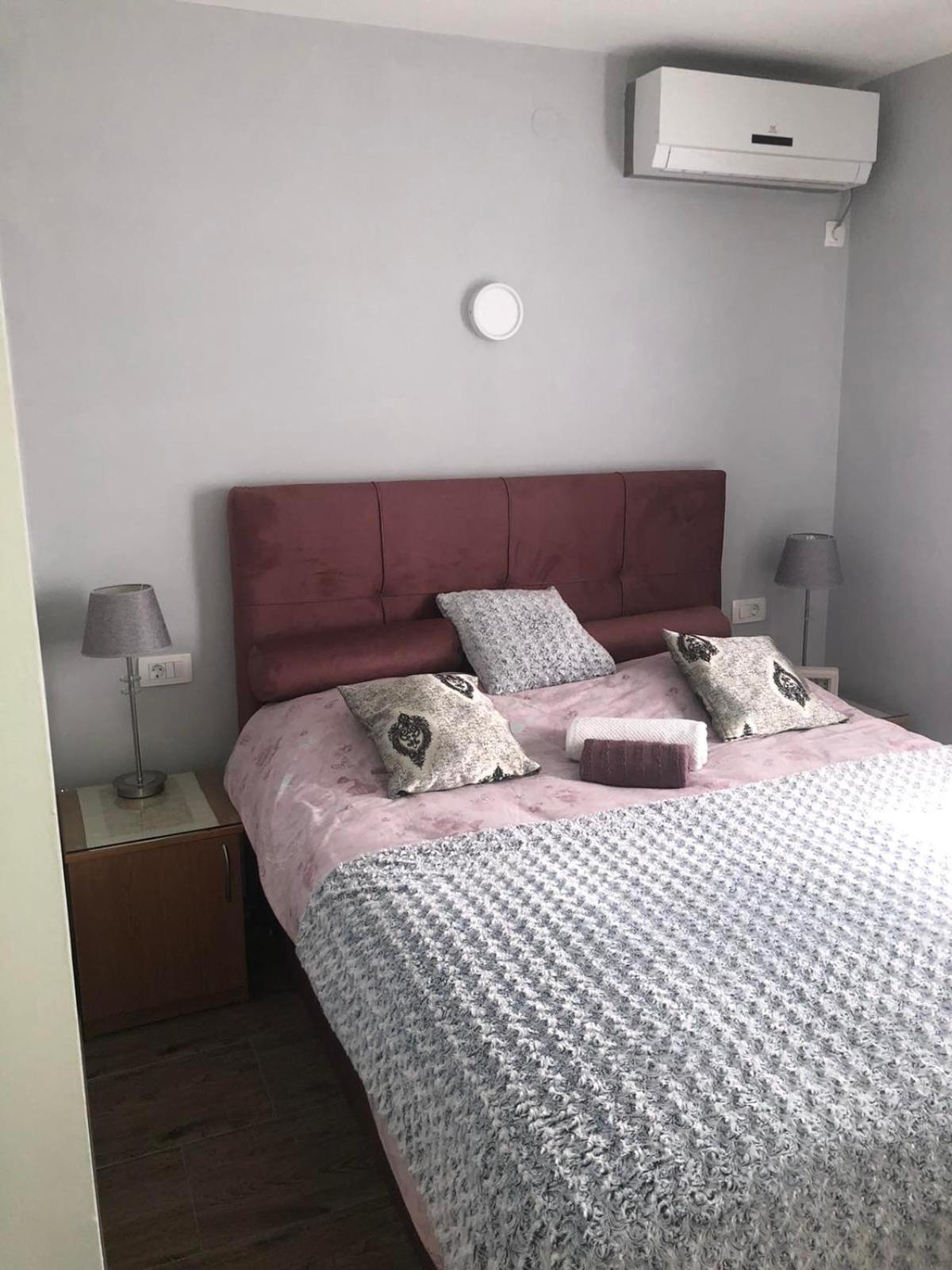 Casa Dela - Medjugorje Bed & Breakfast Ngoại thất bức ảnh