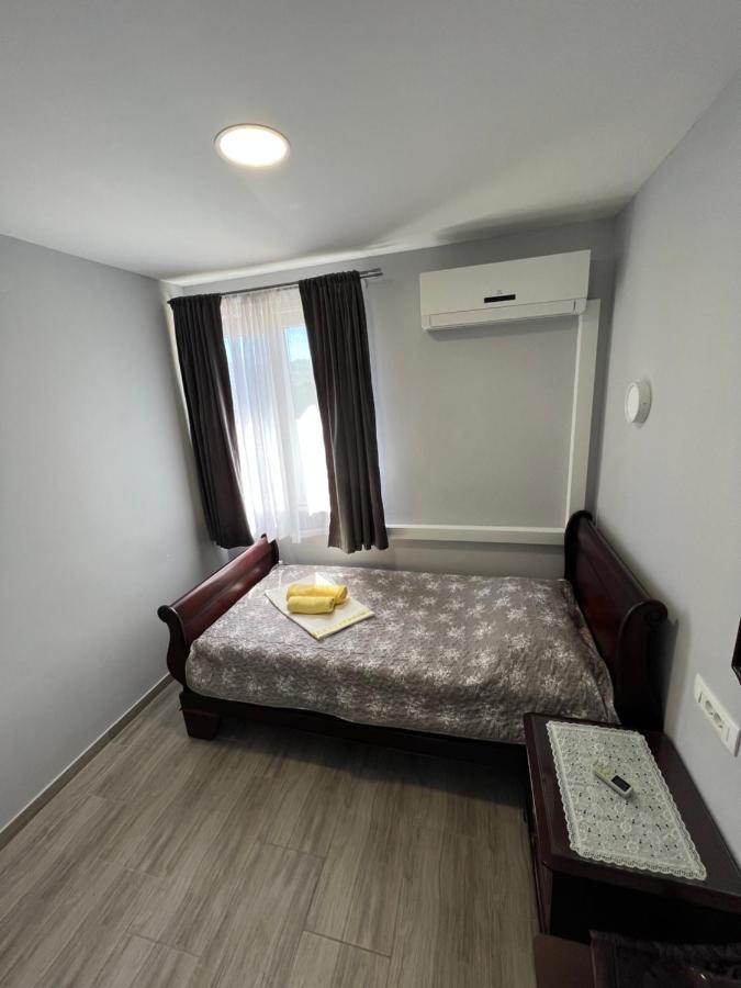 Casa Dela - Medjugorje Bed & Breakfast Ngoại thất bức ảnh