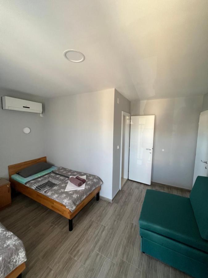 Casa Dela - Medjugorje Bed & Breakfast Ngoại thất bức ảnh