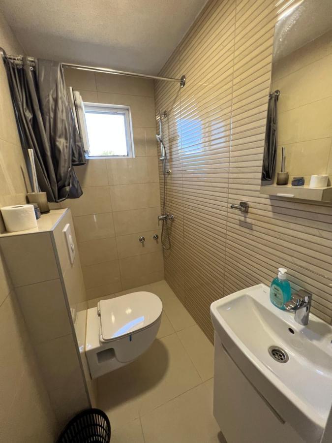 Casa Dela - Medjugorje Bed & Breakfast Ngoại thất bức ảnh